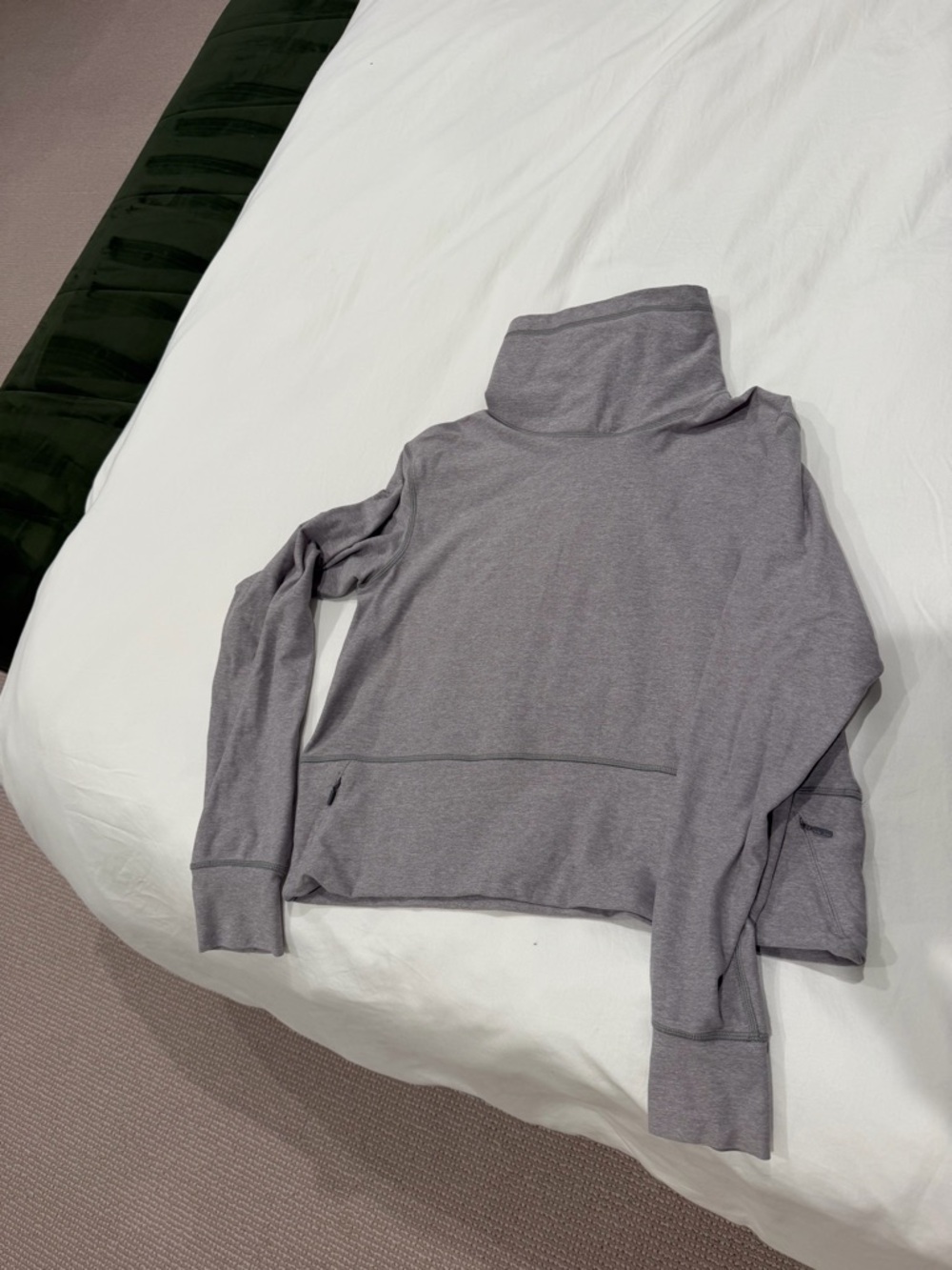 Women's Lululemon Mockneck Sweatshirt